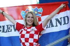 米乐M6-比分胶着的比赛引发球迷热情高涨(比分是啥)