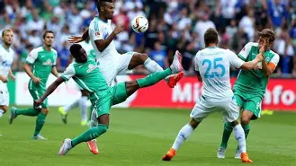 包含云达不来梅对阵柏林赫塔,争夺宝贵三分的词条 包含云达不来梅对阵柏林赫塔,争夺宝贵三分的词条