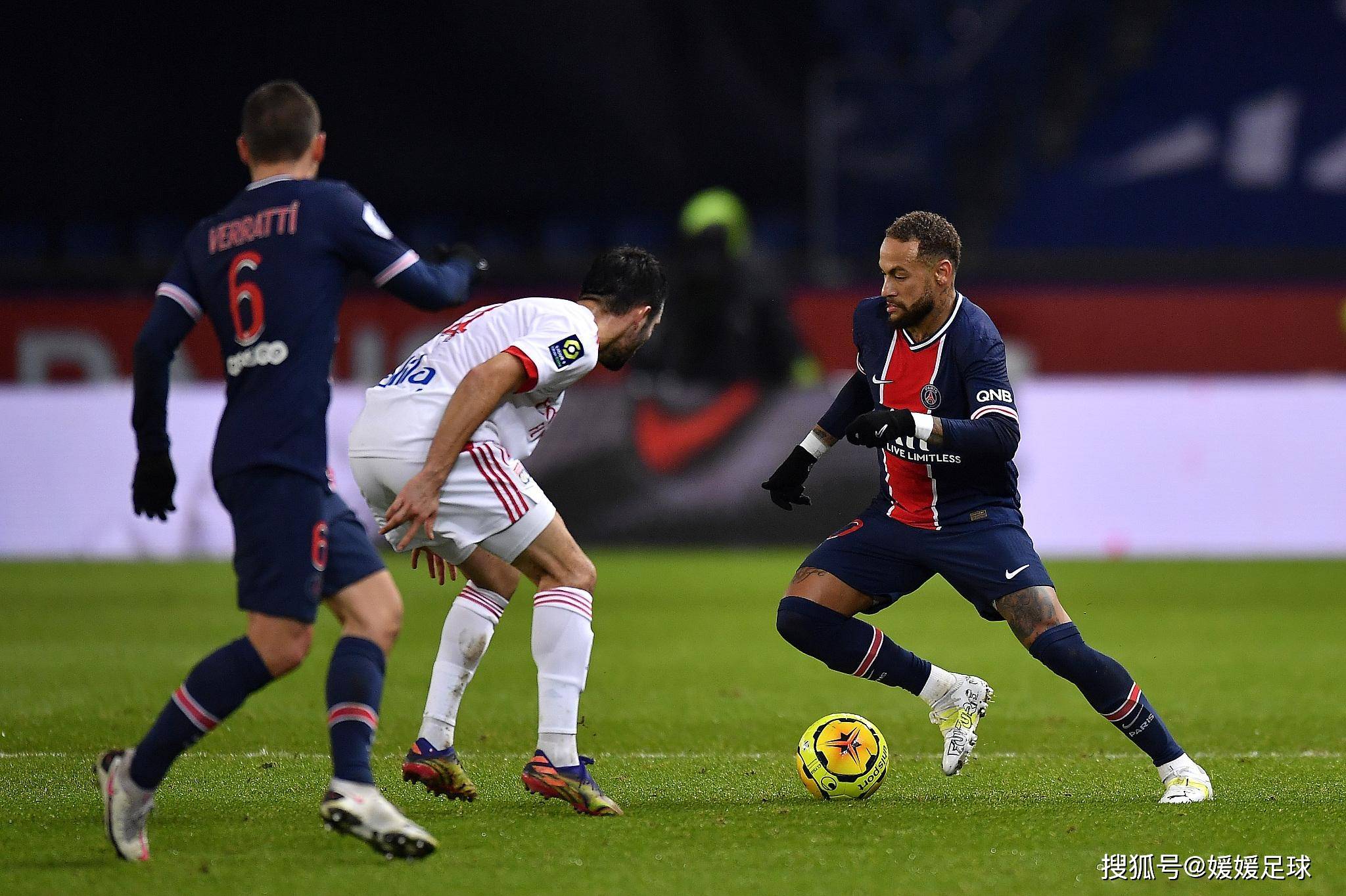 埃尔夫斯堡对哈尔姆斯塔 埃尔夫斯堡对哈尔姆斯塔