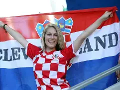 比分胶着的比赛引发球迷热情高涨(比分是啥) 比分胶着的比赛引发球迷热情高涨(比分是啥)