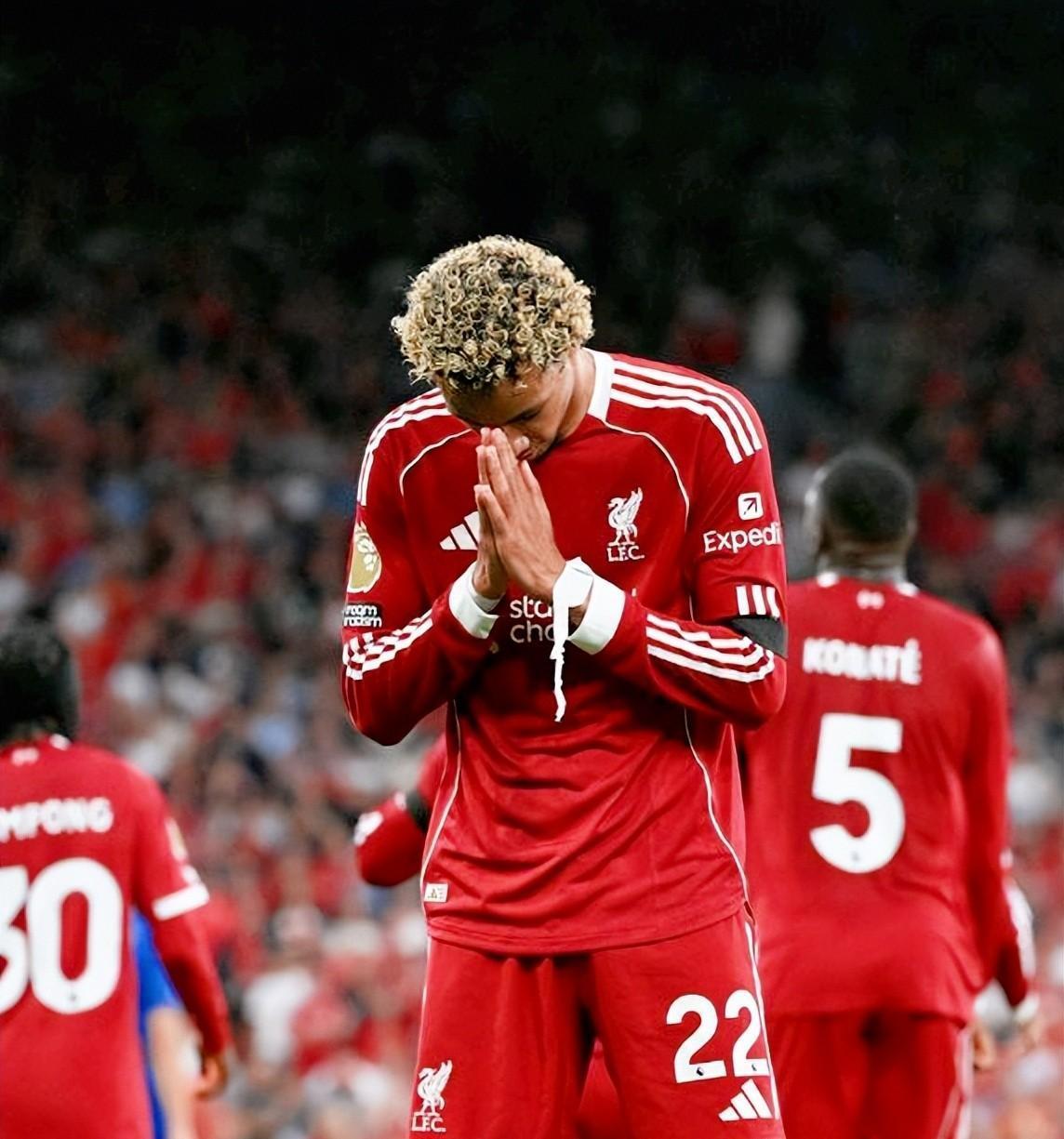 包含富勒姆客场风光,逆袭取得意外胜利的词条 包含富勒姆客场风光,逆袭取得意外胜利的词条